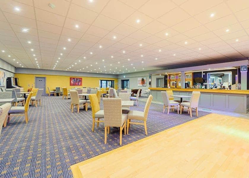 Hotel Viewfield Manor Leisure Park Springside Exterior foto