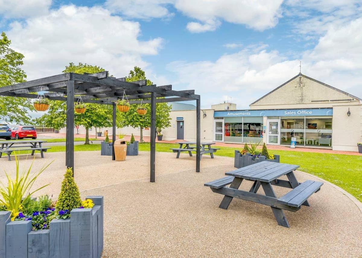 Hotel Viewfield Manor Leisure Park Springside Exterior foto